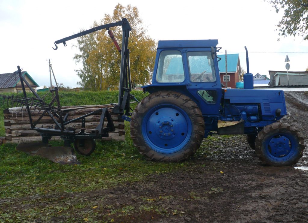 Права на трактор в Барнауле